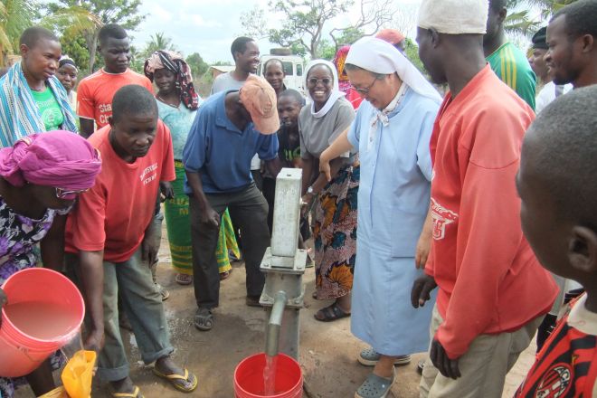 Ndanda_Sr Columba Shin Clean Bore Hole Water