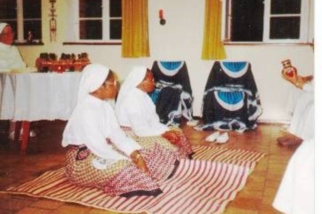 Peramiho Vorabend Ewige Rat Der  Aelteren