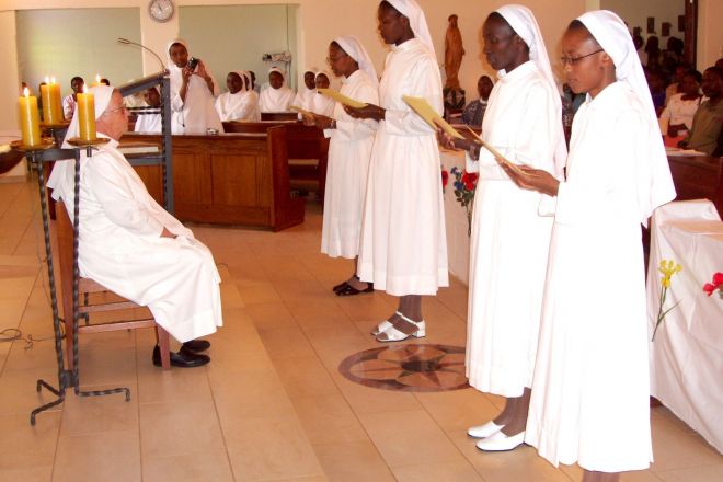 Peramiho Zeitliche Profess