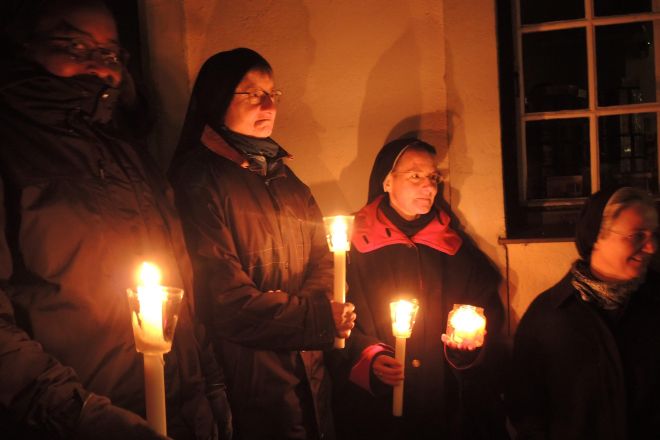 2020 02 Lichterkette 2