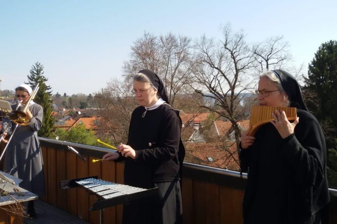 2020 Ostern Flashmob 1