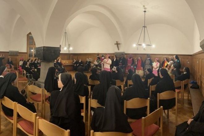 2025 10 IWE Bunter Abend gro