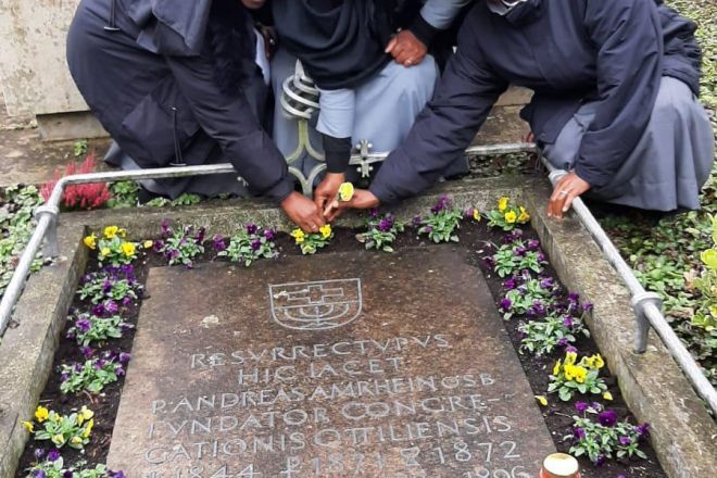 2025_10_IWE_St Ottilien Grab