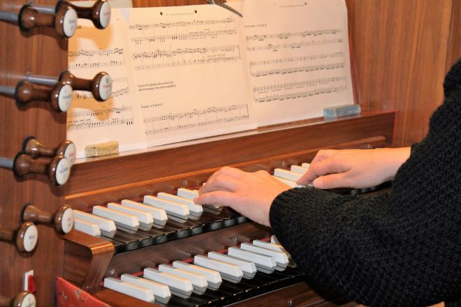 Orgelspieler1
