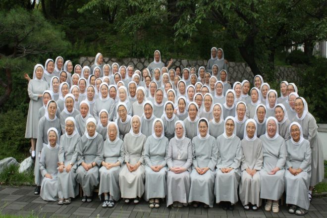 Schwestern des Priorats Seoul